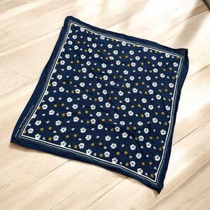 Vintage Blue Floral Daisy Bandana Scarf Neck Tie Paisley 90s Y2K Cotton